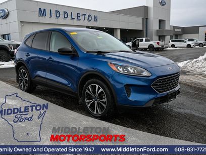 Used 2022 Ford Escape SE w/ SE Sport Appearance Package
