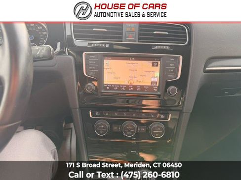 Used 2016 Volkswagen Golf 4-Door AWD/4WD image 30