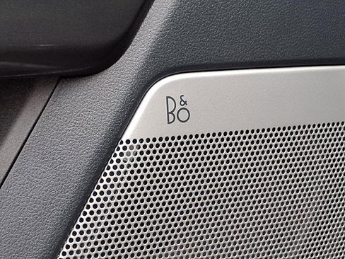 Used 2023 Ford F150 Lariat w/ Equipment Group 502A High image 31