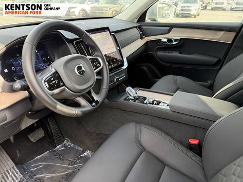 Used 2026 Volvo XC90 B6 Plus AWD/4WD image 28