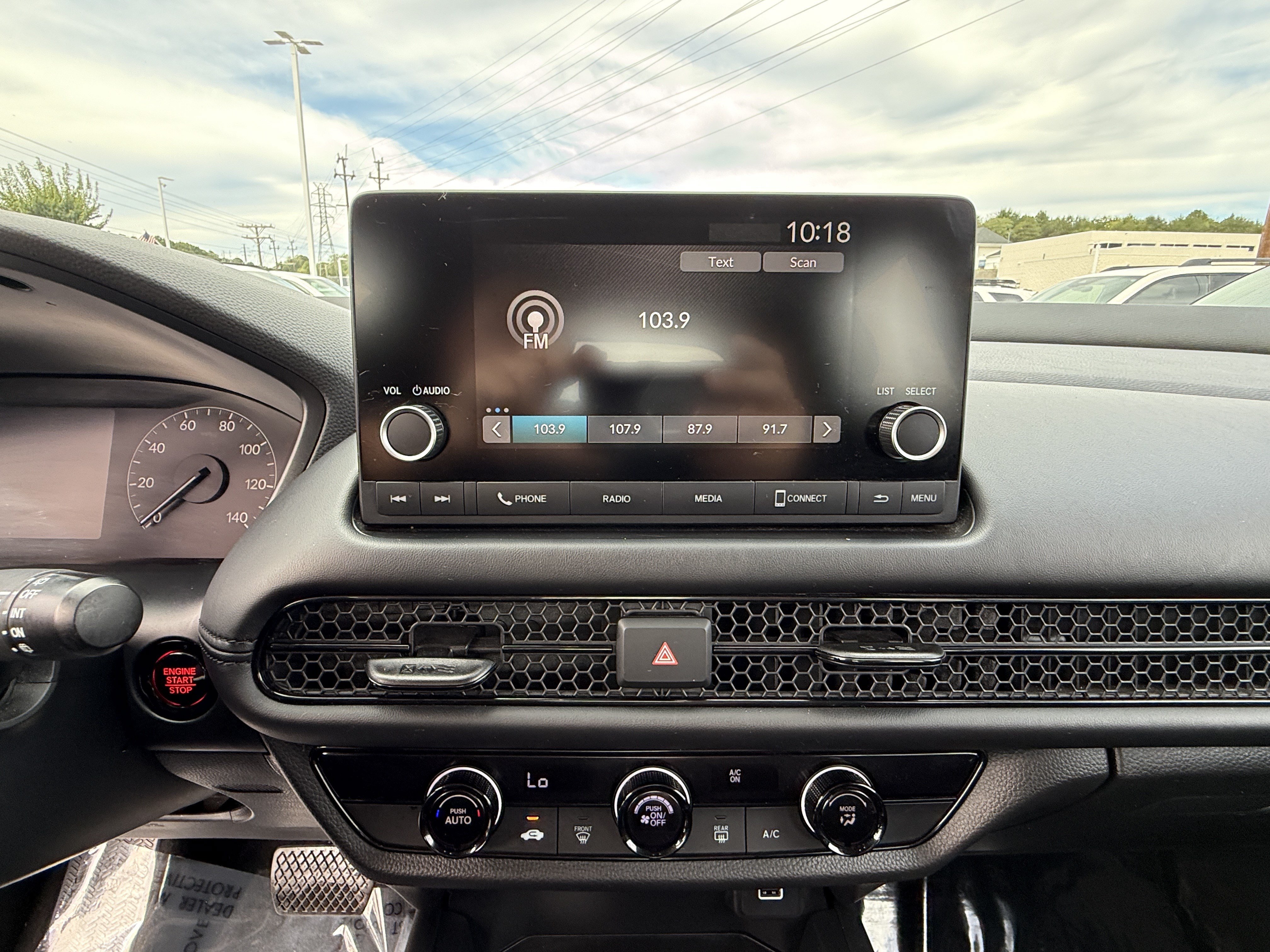 Certified 2025 Honda HR-V LX image 23