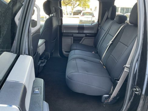 Used 2019 Ford F150 XLT image 23