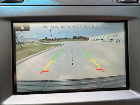 Used 2015 Lincoln Navigator 4WD image 13