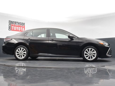 Used 2024 Toyota Camry LE image 27