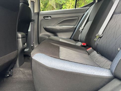 Used 2025 Nissan Versa SV FWD image 26