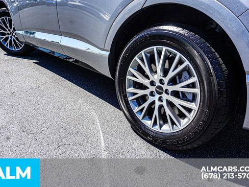 Used 2025 Genesis GV80 2.5T Standard AWD/4WD image 16