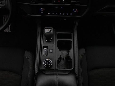 Used 2023 Nissan Pathfinder S w/ Cargo Package image 23