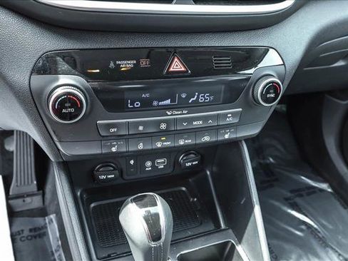 Used 2020 Hyundai Tucson Limited FWD image 20
