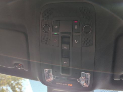 New 2025 Audi Q3 2.0T Premium image 7