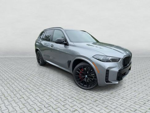 Used 2026 BMW X5 M60i AWD/4WD image 2