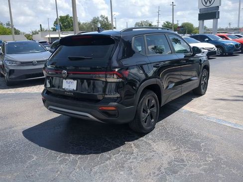Certified 2025 Volkswagen Taos S FWD image 3