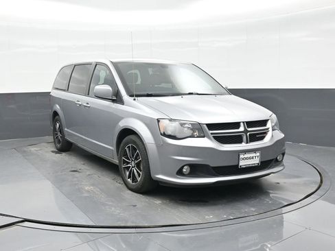 Used 2019 Dodge Grand Caravan GT image 13