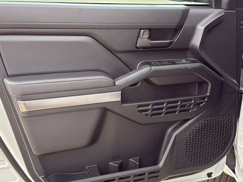 New 2026 Toyota 4Runner SR5 image 11