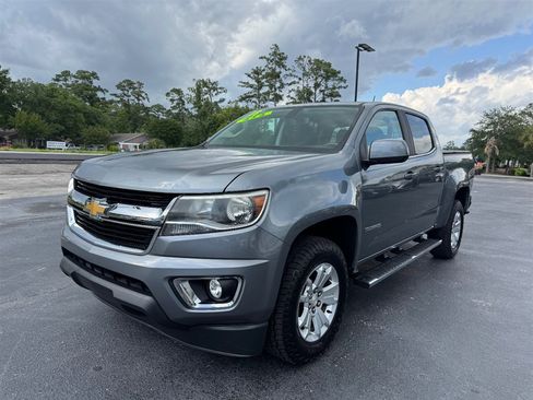Used 2018 Chevrolet Colorado LT w/ LT Convenience Package AWD/4WD image 4