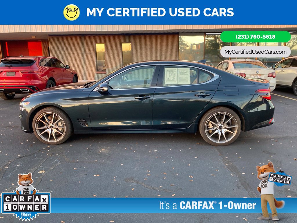 Used 2025 Genesis G70 2.5T RWD image 11