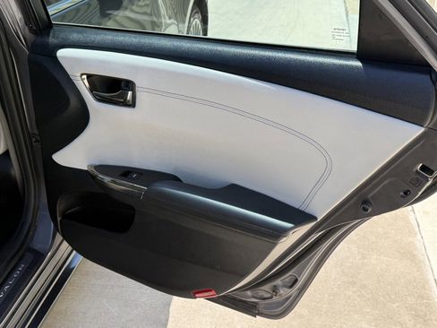 Used 2016 Toyota Avalon Limited w/ Toyota Safety Sense Package FWD image 30