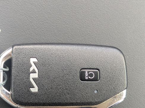 Certified 2023 Kia Sorento SX image 41