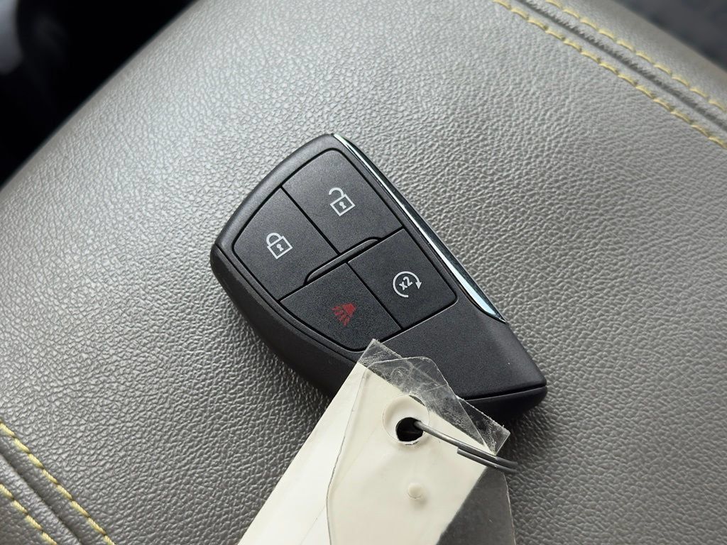 Used 2025 Chevrolet Colorado ZR2 AWD/4WD image 11