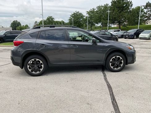 Used 2022 Subaru Crosstrek 2.0i Premium w/ Moonroof Package AWD/4WD image 6