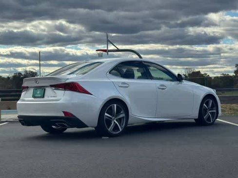 Used 2018 Lexus IS 300 AWD image 5
