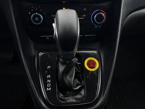 Used 2020 Ford Transit Connect XL FWD image 29