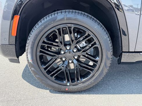 New 2026 Jeep Grand Wagoneer Limited AWD/4WD image 37