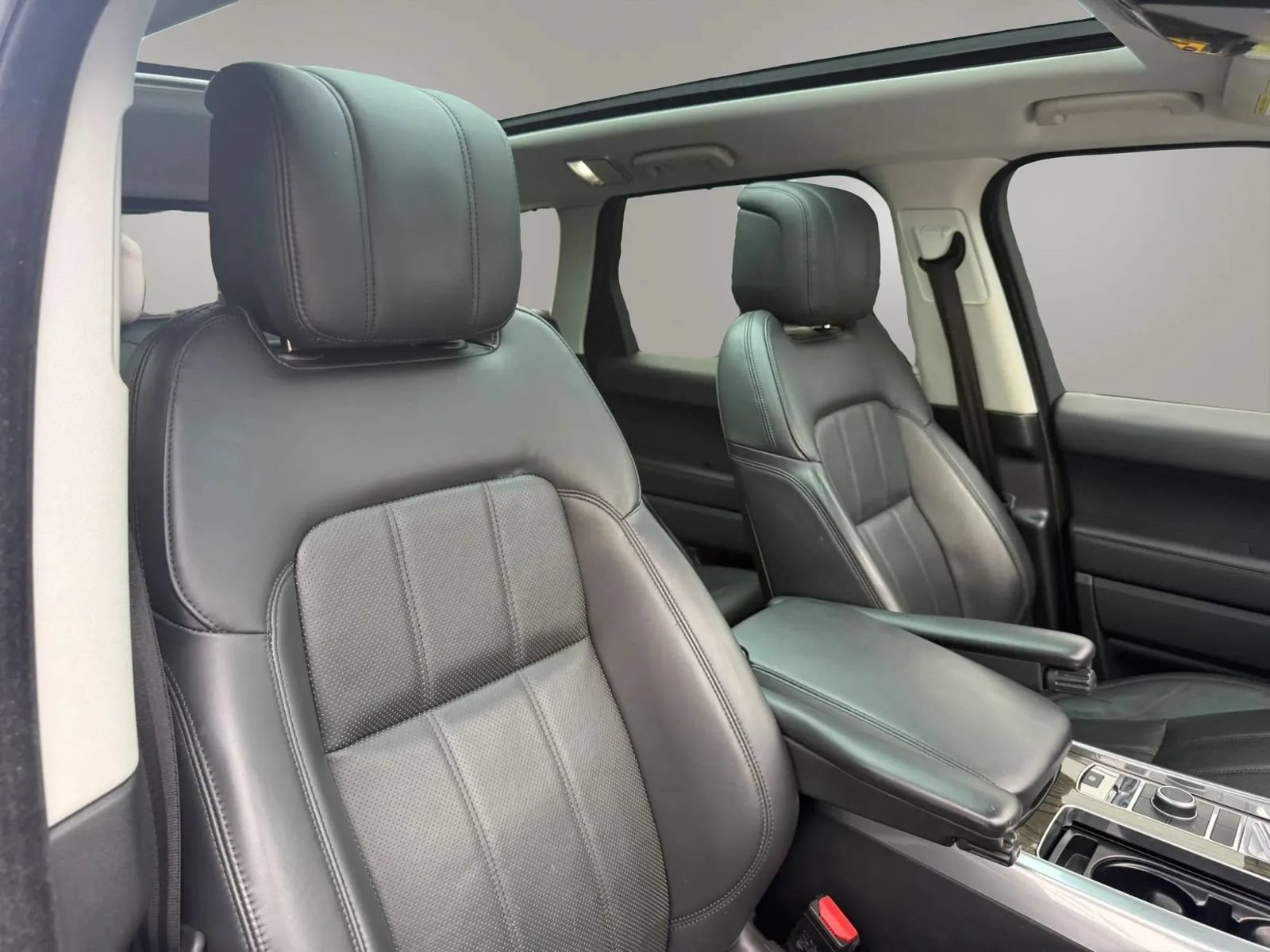 Used 2019 Land Rover Range Rover Sport HSE AWD/4WD image 56