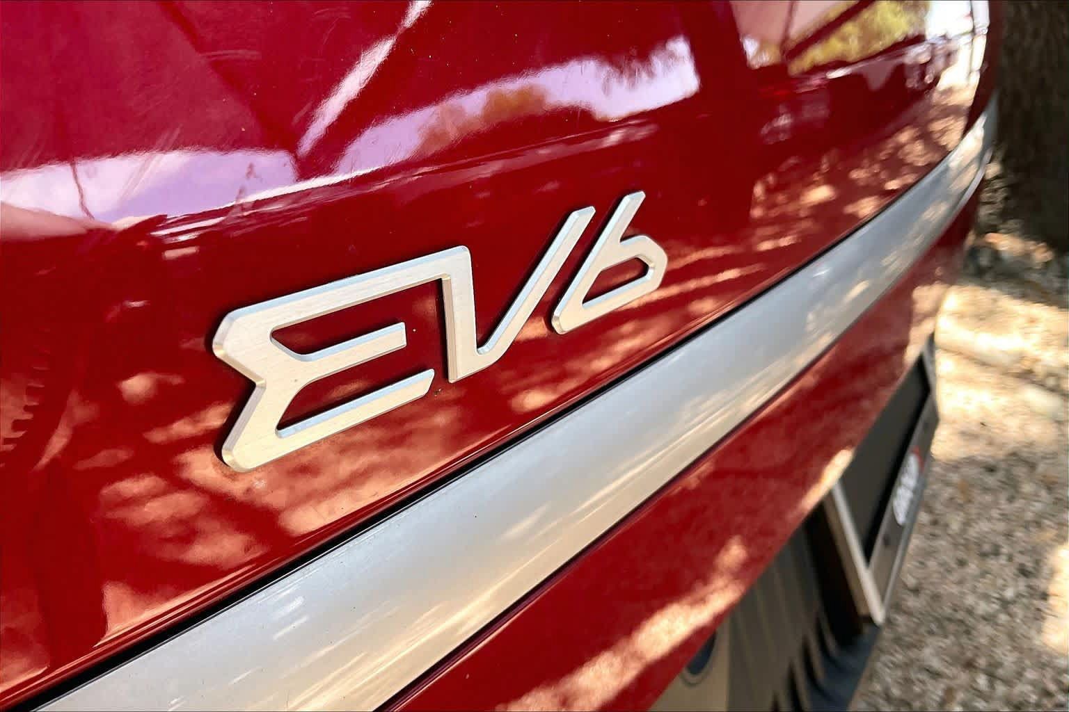 Used 2024 Kia EV6 Light AWD/4WD image 9