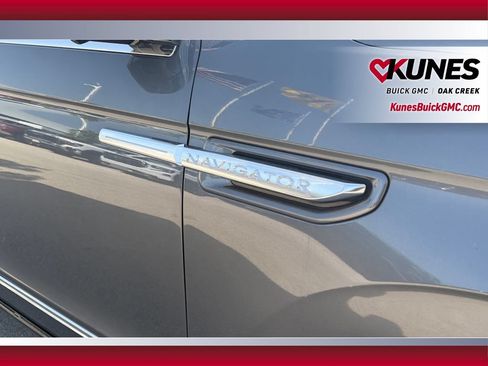 Used 2021 Lincoln Navigator L Reserve AWD/4WD image 43