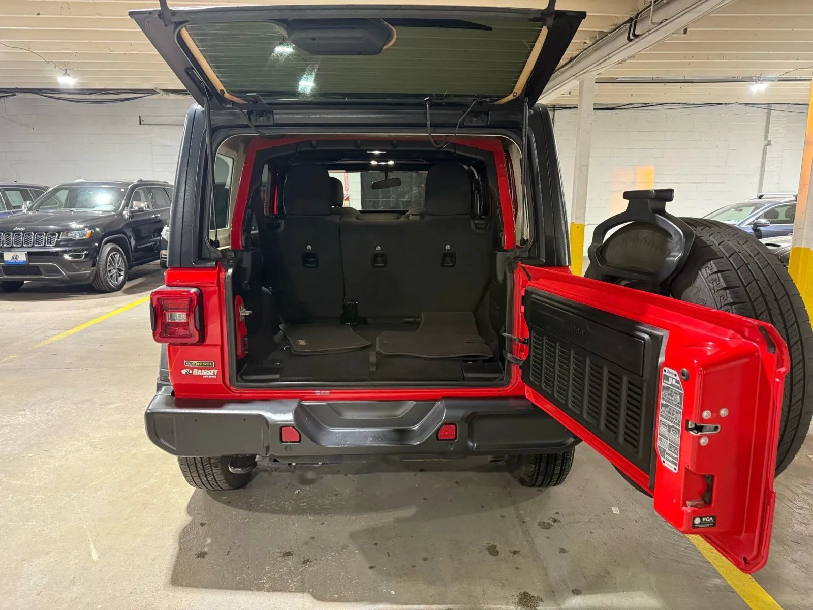 Used 2021 Jeep Wrangler Unlimited Sport AWD/4WD image 7