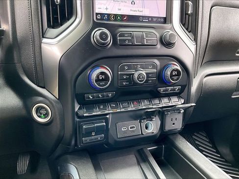 Used 2022 Chevrolet Silverado 2500 LTZ w/ LTZ Convenience Package II AWD/4WD image 26