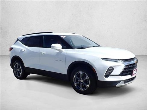 Used 2024 Chevrolet Blazer LT image 6