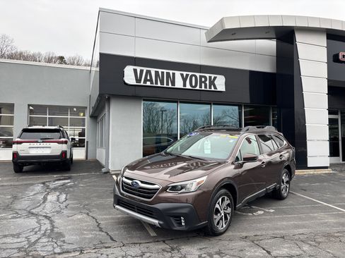 Certified 2022 Subaru Outback Limited image 1