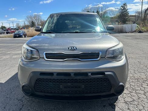 Used 2015 Kia Soul + image 9