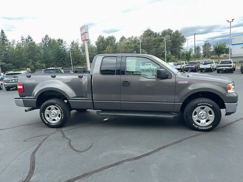 Used 2004 Ford F150 XLT AWD/4WD image 4
