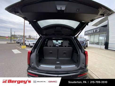 Used 2021 Cadillac XT6 Premium Luxury image 29