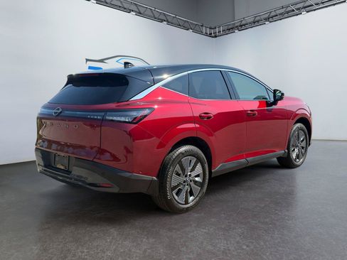 Used 2025 Nissan Murano SL AWD/4WD image 3