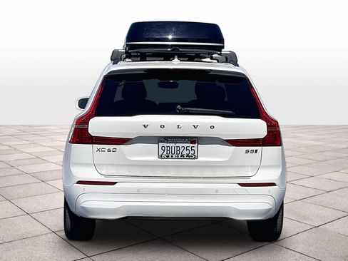 Used 2023 Volvo XC60 B5 Core AWD/4WD image 7