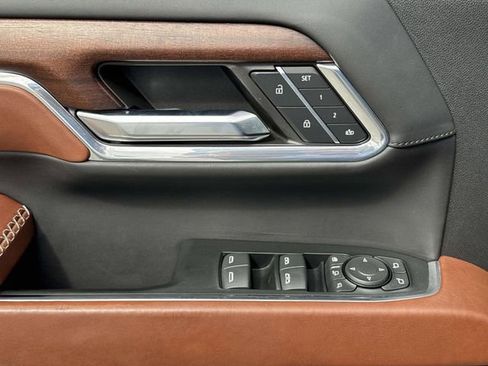 Used 2024 GMC Sierra 2500 Denali Ultimate image 20