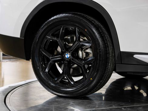 Used 2025 BMW X4 xDrive30i image 58