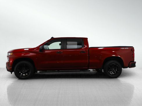 Used 2022 Chevrolet Silverado 1500 Custom w/ LPO, Blackout Package image 2