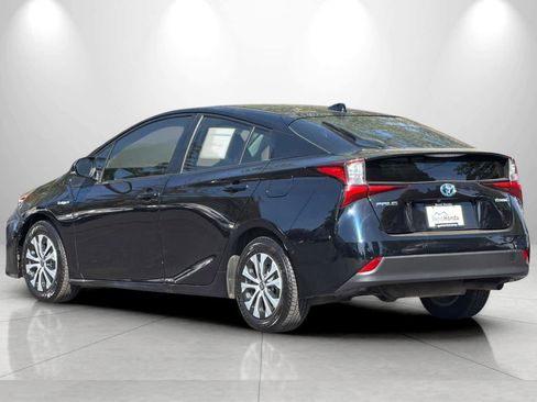 Used 2021 Toyota Prius LE AWD/4WD image 6