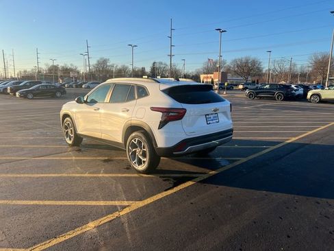 New 2026 Chevrolet Trax LT w/ Driver Confidence Package image 3