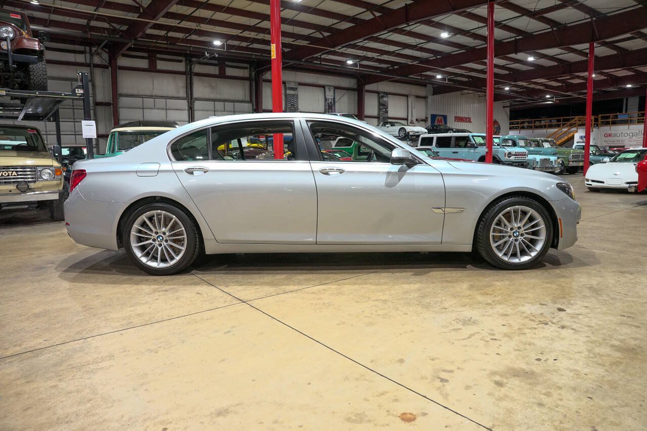 Used 2013 BMW 750Li xDrive AWD/4WD image 10