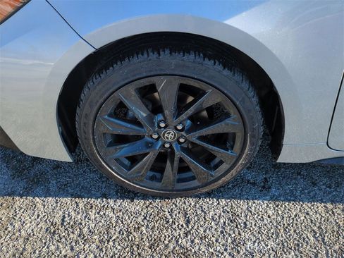 Used 2024 Toyota Corolla SE w/ SE Premium Package image 23