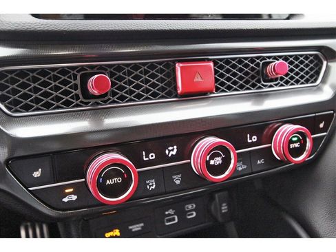 Used 2025 Acura Integra A-Spec image 24