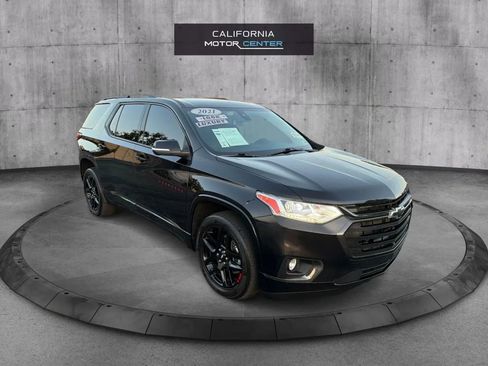 Used 2021 Chevrolet Traverse Premier w/ Redline Edition FWD image 1