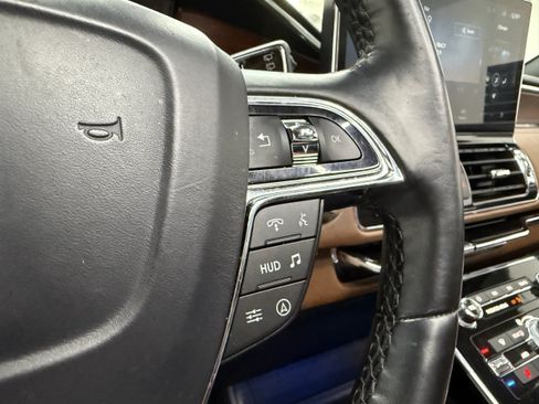 Used 2023 Lincoln Navigator L Reserve w/ Equipment Group 201A AWD/4WD image 16