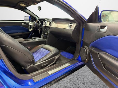 Used 2009 Ford Mustang Coupe RWD image 24