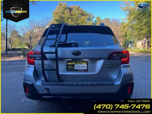 Used 2019 Subaru Outback 2.5i Premium image 9
